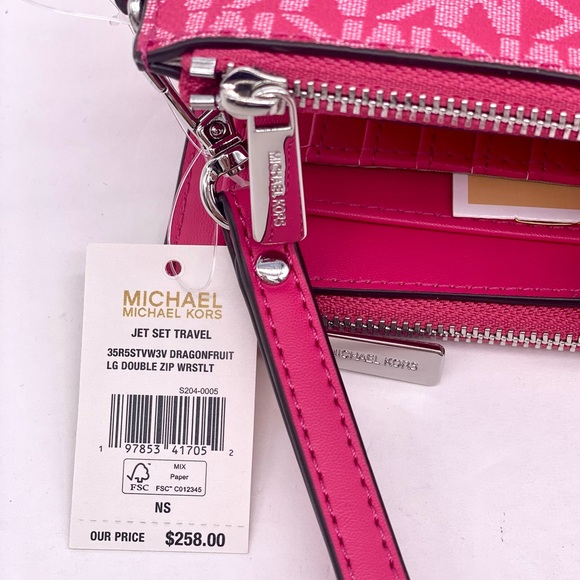 MICHAEL KORS Jet Set Large Logo Signature
Double-Zip Wristlet-Wallet-Phone Case - Picture 8 of 9